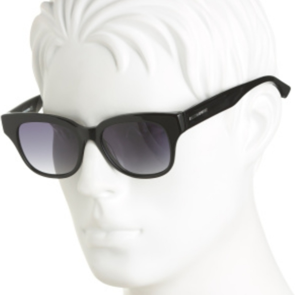 Alexander McQueen sunglasses